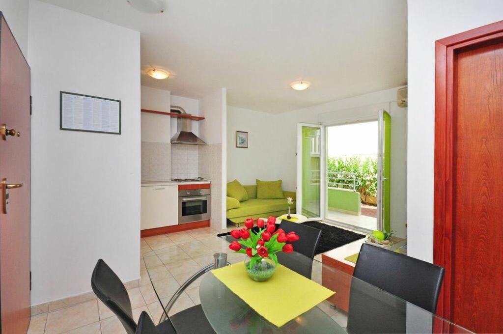 Apartments Beverly Omiš Exterior foto