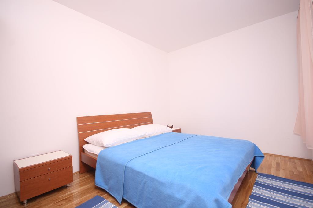 Apartments Beverly Omiš Exterior foto